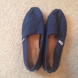 Navy Blue Toms